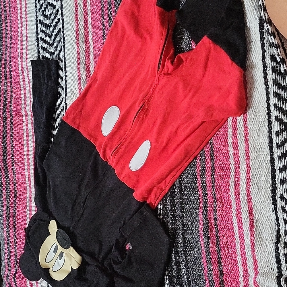 ❤️5for25 Mickey Mouse one piece outfit